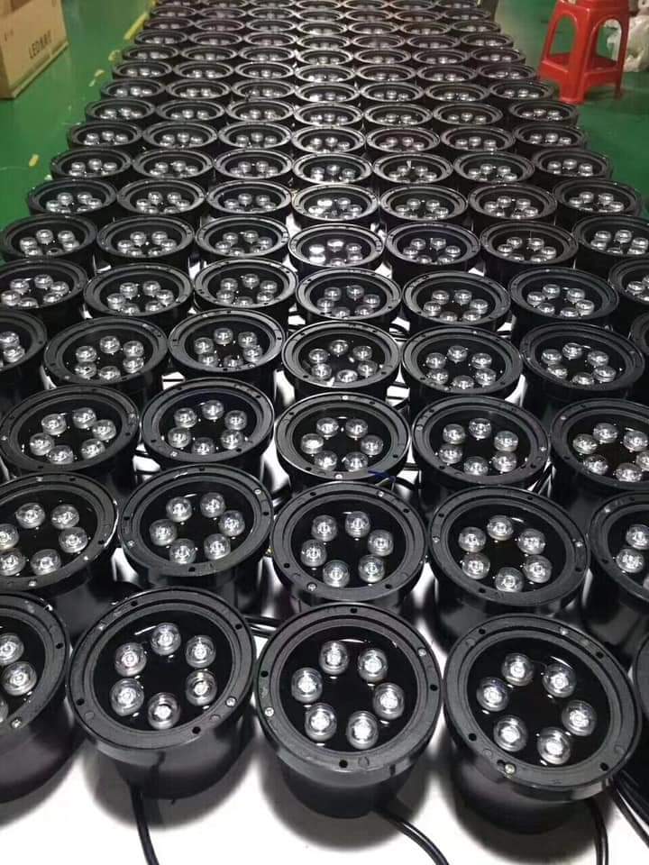 LED VEHICLE LIGHT