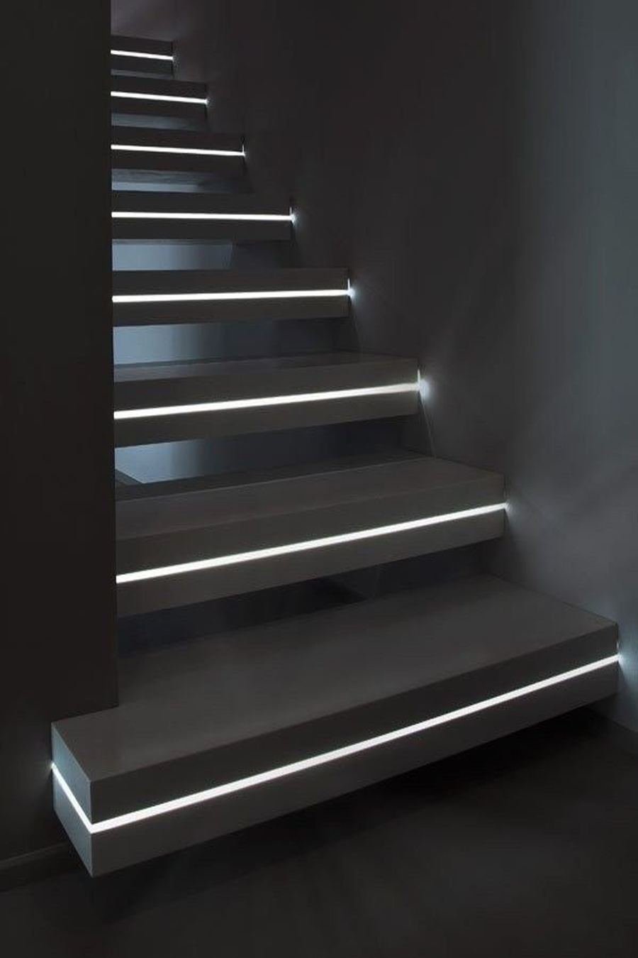 LED THEATER STAIR